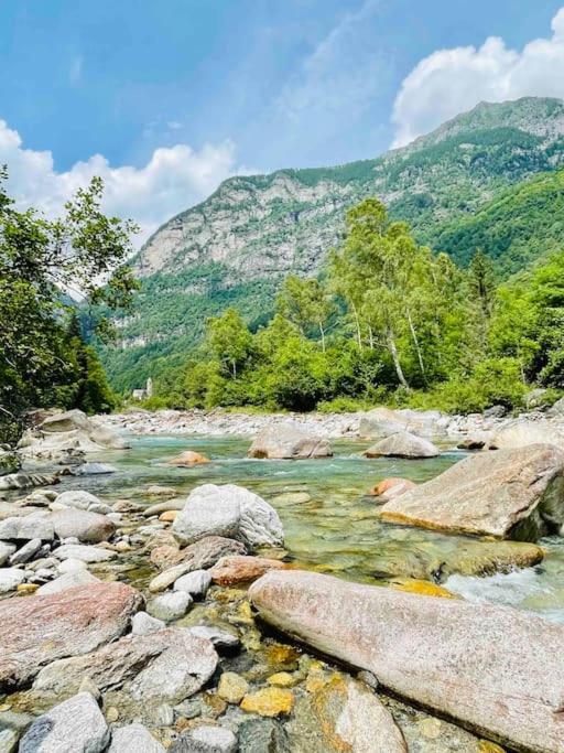 Rustico Efrina, Neu Renoviert Villa Frasco Luaran gambar