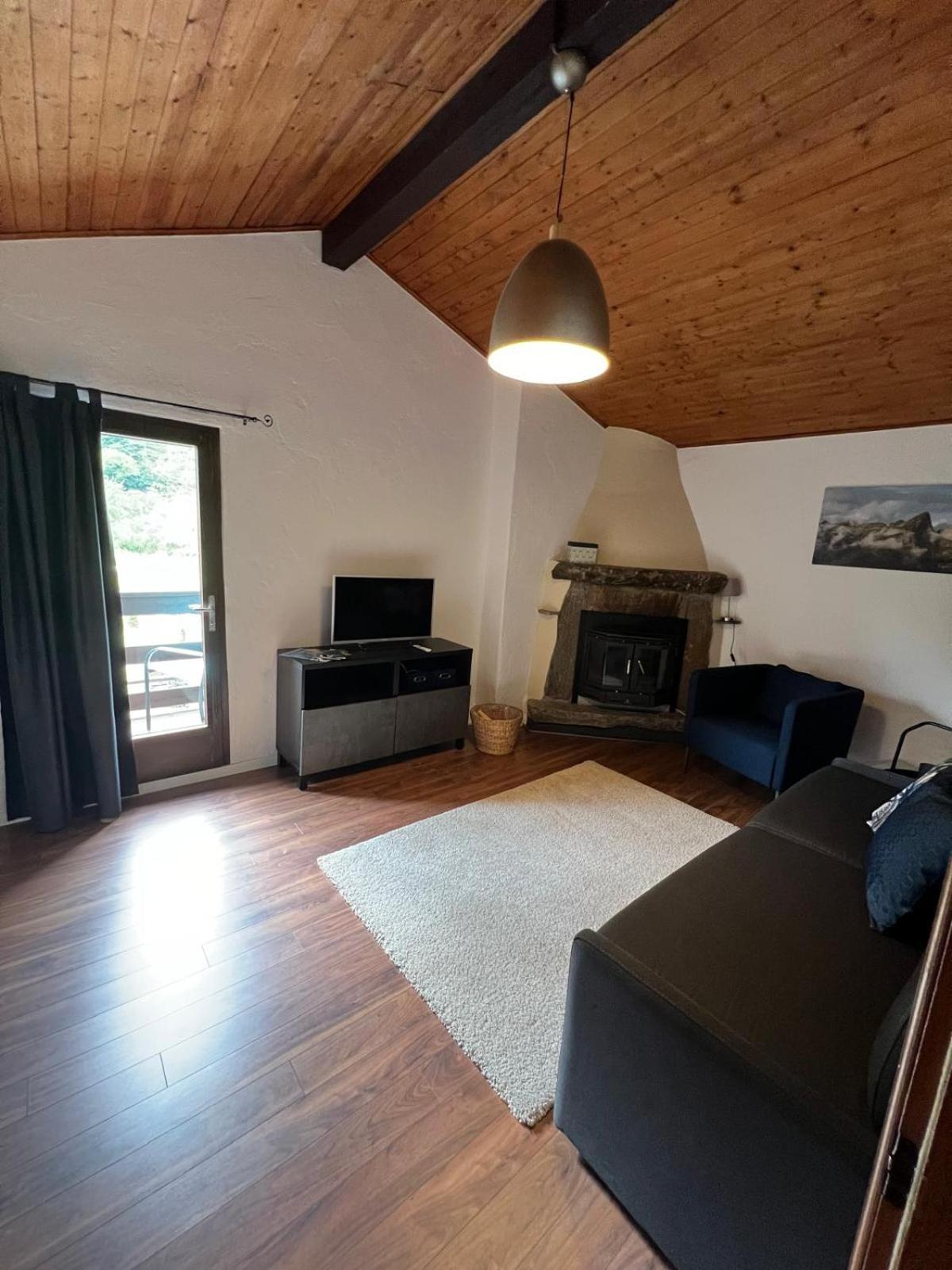 Rustico Efrina, Neu Renoviert Villa Frasco Luaran gambar